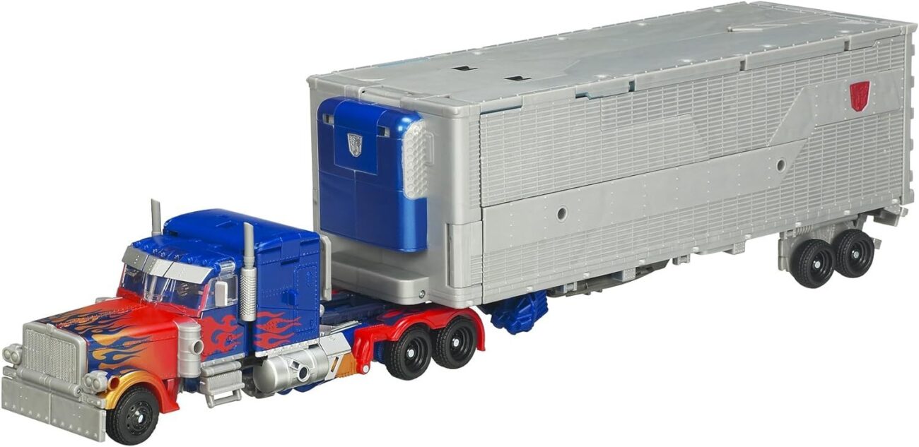 Transformers Ultimate Optimus Prime figure 49.5 cm