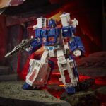 Kingdom Ultra Magnus Leader Class