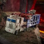 Transformers WFC‑K20 Ultra Magnus Wars for Cybertron Kingdom Leader Class - Image 10