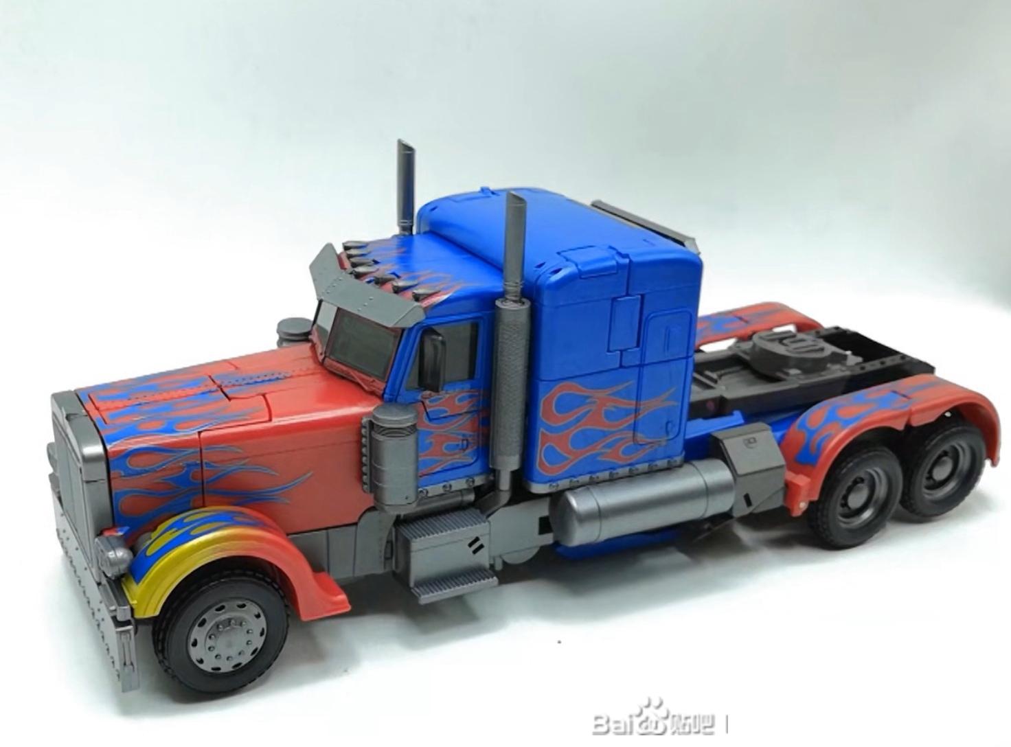 Blue Circus bc01 Optimus Prime review 2
