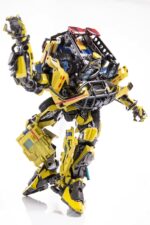 JH-01 Rescue Pioneer (MPM-11 Ratchet KO) Masterpiece Transformers Movie Action Figure Toy - Image 10