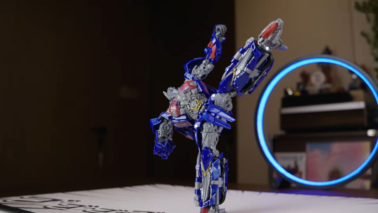 Transformers Age of Extinction Studio Series Leader Class Optimus Prime Action Figure review 8