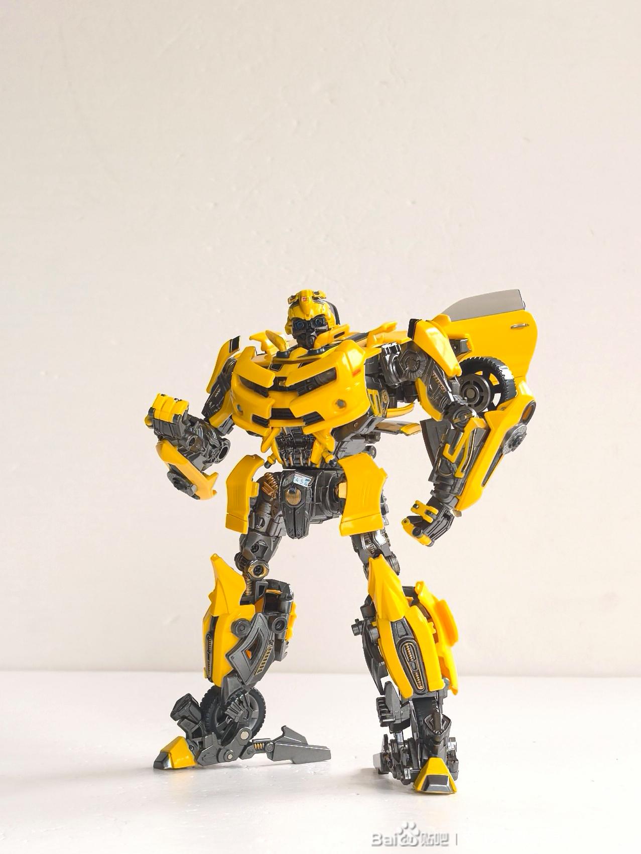 LegendaryToys LTS-03C Bumblebee review 2