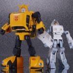 Transformers Bumble Masterpiece MP-21 G1 Action Figure