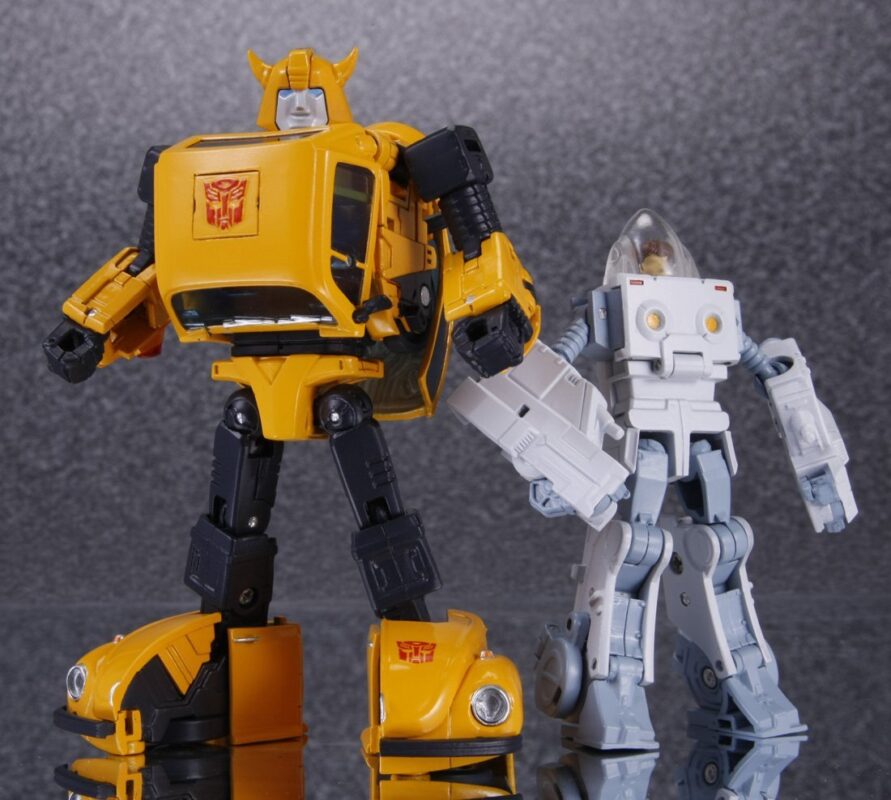 Transformers Bumble Masterpiece MP-21 G1 Action Figure