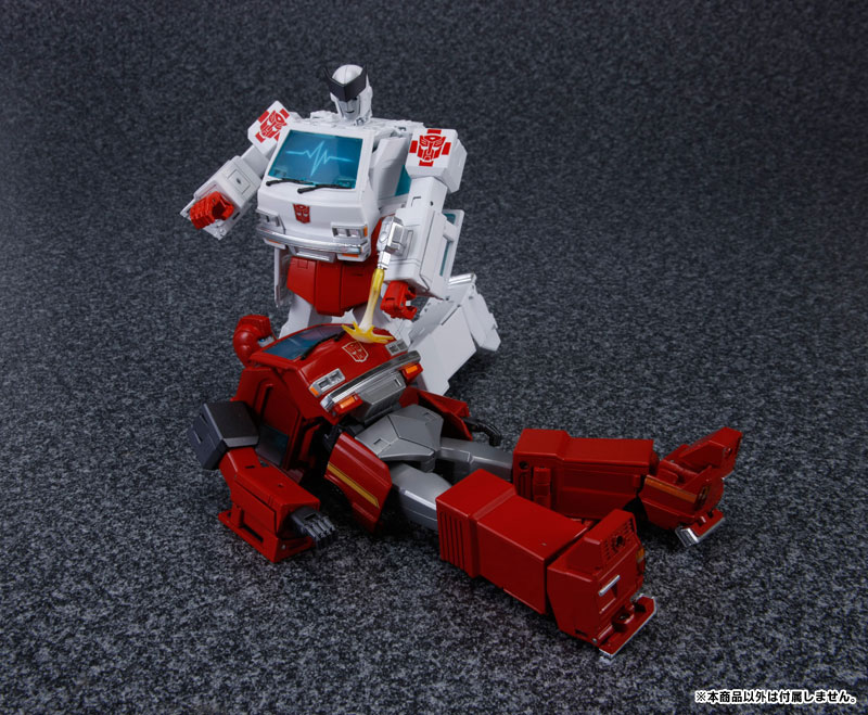 mp30 ratchet & mp27 ironhide
