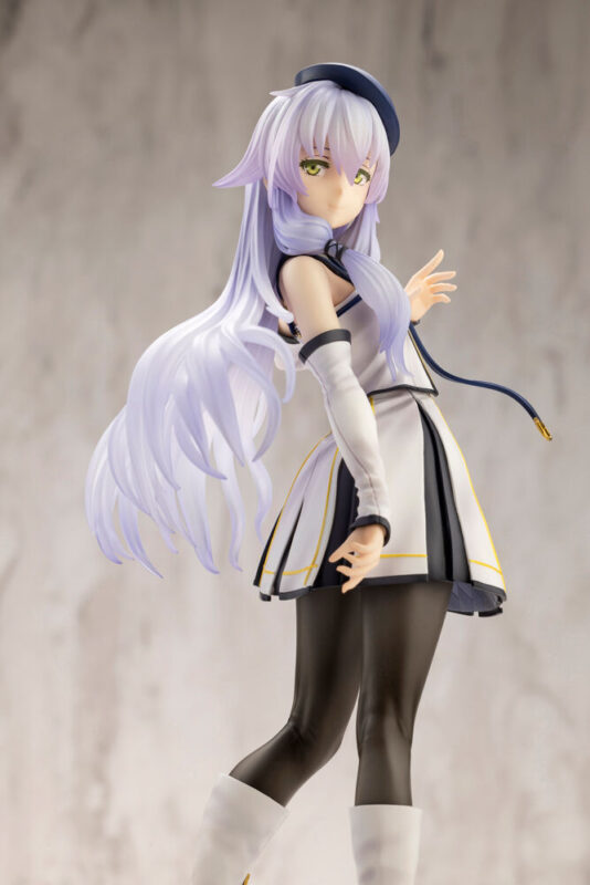 1-8 scale Altina Orion collectible 2
