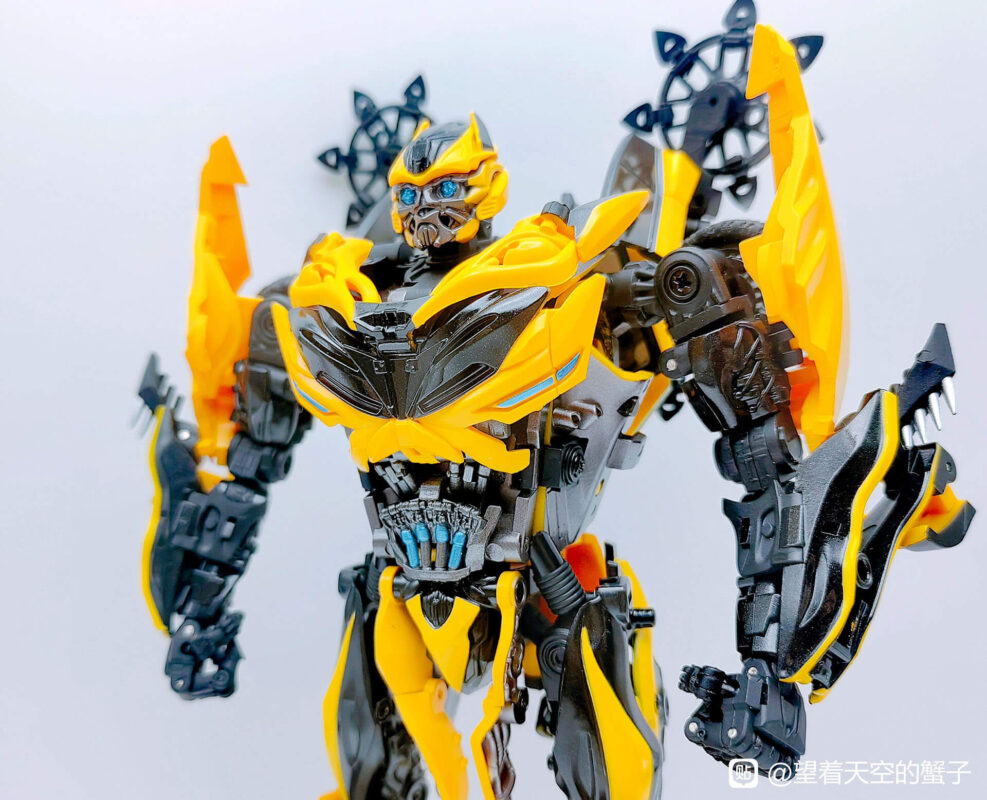R-11 Mold Changes Compared to R-09 Stinger